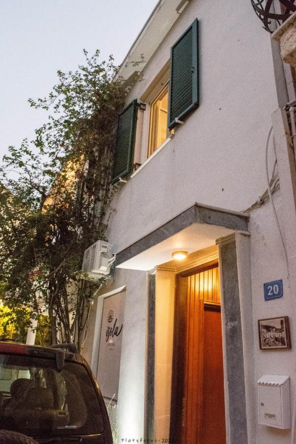 Platyforos, In City Central Of Zakynthos Exterior foto