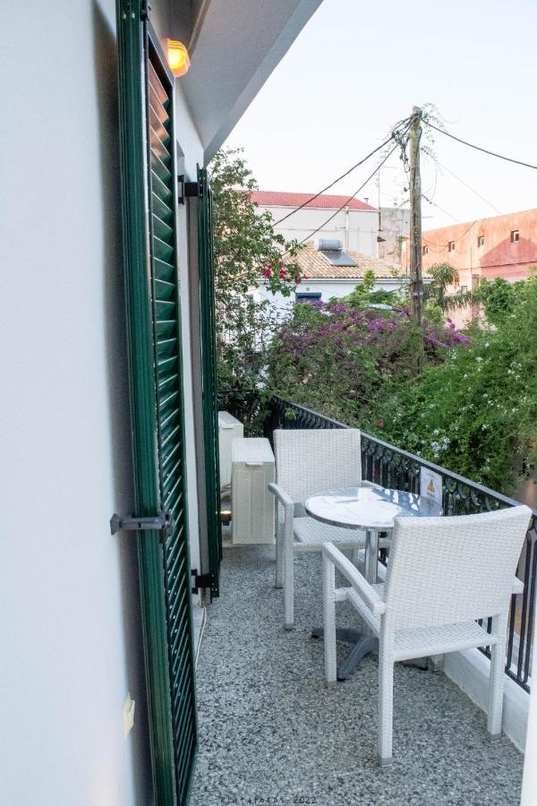 Platyforos, In City Central Of Zakynthos Exterior foto